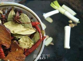 卤鸭头鸡爪的做法步骤:5