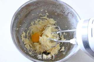 芭比翻糖蛋糕的做法步骤:5