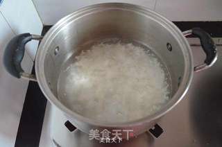 米酒年糕荷包蛋的做法步骤:2