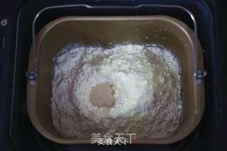 椰蓉面包(面包机版)的做法步骤:3