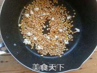 看电影标配爆米花轻松做的做法步骤:3
