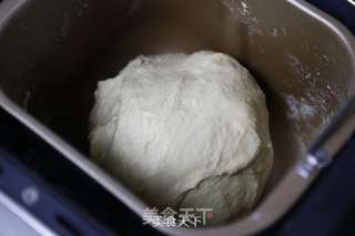 椰蓉面包(面包机版)的做法步骤:4