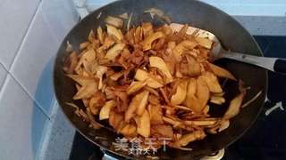 竹笋炒肉的做法步骤:5