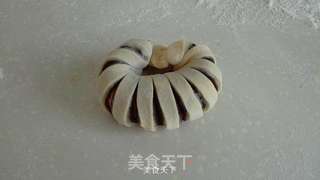 豆沙卷面包的做法步骤:13