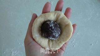 豆沙毛毛虫面包的做法步骤:10