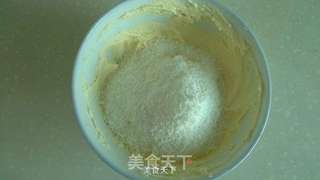 椰蓉面包的做法步骤:2