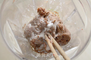 【自制手打牛肉丸】:鲜美Q嫩的肉丸怎么做的做法步骤:10