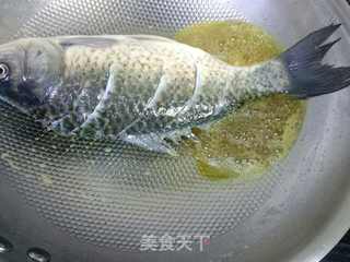 养颜补气靓汤之: 鲫鱼鲜笋豆腐汤的做法步骤:14