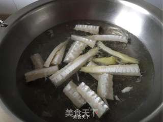 抓住春天的尾巴【春笋炖子排】的做法步骤:4