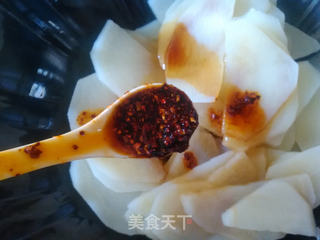 凉拌香辣土豆片的做法步骤:4