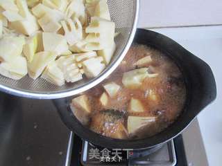 排骨烧冬笋的做法步骤:8