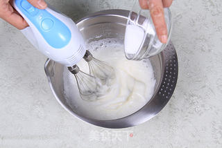 心情下午茶——原味奶油蛋糕卷的做法步骤:10