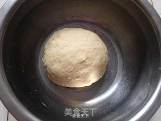 香葱肉松面包卷的做法步骤:4