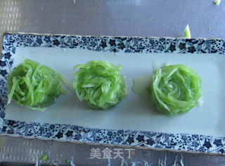 凉拌莴笋丝----金龙鱼香芝麻油体验报告的做法步骤:7