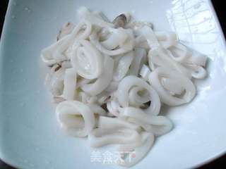 清蒸金针鱿鱼圈的做法步骤:4