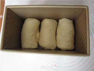 豆沙土司的做法步骤:10