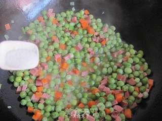 让孩子喜欢的---火腿豌豆的做法步骤:6