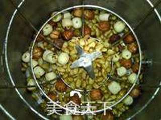 红白莲子豆浆的做法步骤:6