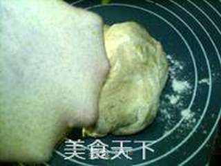 核桃葡萄干面包的做法步骤:11