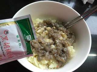 日式虾仁土豆饼的做法步骤:3