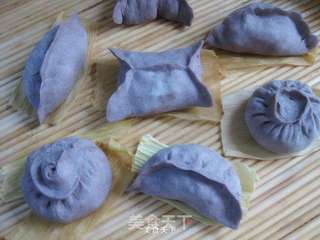 紫米青椒肉丁包子的做法步骤:11