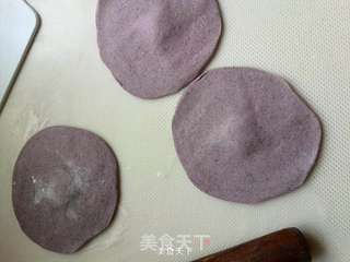 紫米青椒肉丁包子的做法步骤:8