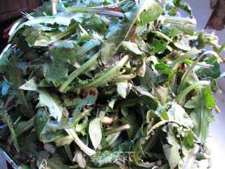 蒸蒲公英----金龙鱼香芝麻油体验报告的做法步骤:4