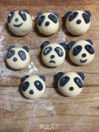 熊猫豆沙包的做法步骤:18