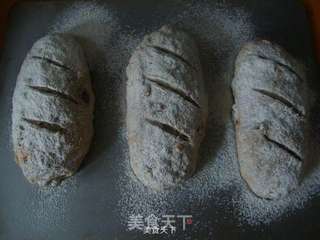 核桃葡萄干软欧包的做法步骤:8