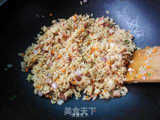 酱油培根炒饭的做法步骤:7