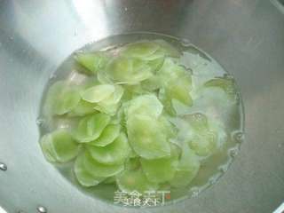 凉拌莴笋的做法步骤:3