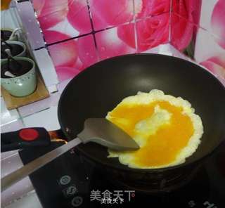 番茄煎蛋汤的做法步骤:5