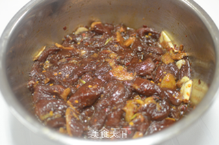 黑暗料理——黑炭牛肉干的做法步骤：3