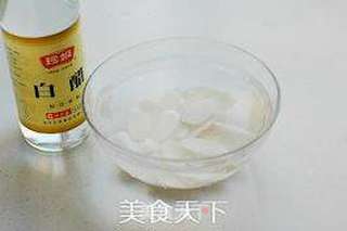 春日清肺清爽菜:清炒秋葵山药的做法步骤:3
