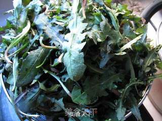 蒸蒲公英----金龙鱼香芝麻油体验报告的做法步骤:3