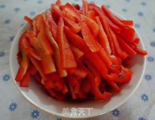 红椒肉丝的做法步骤:3