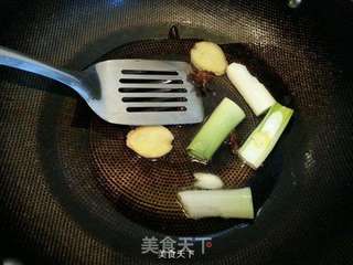 电饭煲肉末豆角饭的做法步骤:2