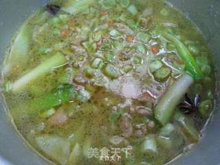 电饭煲肉末豆角饭的做法步骤:5