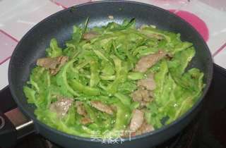 苦瓜肉片的做法步骤:7