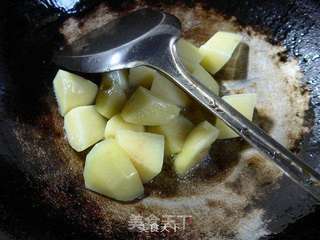 香菇烧土豆的做法步骤:4