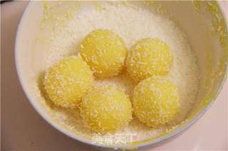 黄金椰蓉酥饼的做法步骤:7
