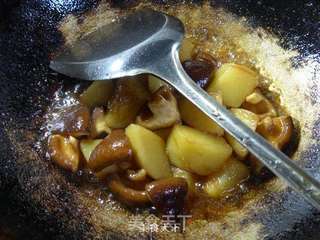 香菇烧土豆的做法步骤:11