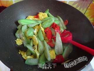 鸡蛋炒丝瓜的做法步骤:12