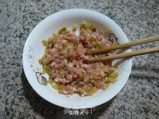 榨菜猪肉馅锅贴的做法步骤:6