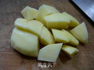 香菇烧土豆的做法步骤:2