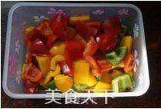 多彩牛肉串烧的做法步骤：1