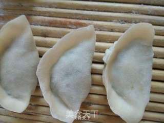 韭菜大肉饺儿的做法步骤:7