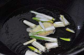 【金龙鱼稻米油】油焖大虾的做法步骤:4