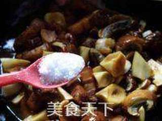 松茸红烧肉的做法步骤:12