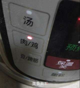 白果炖鸡汤的做法步骤:5